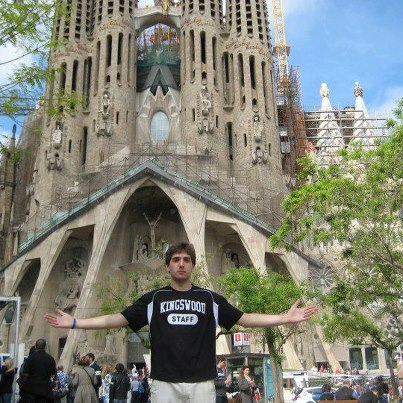 Don't miss the spectacular Sagrada Familia when you travel to Barcelona, and, like Rosey, wear a Kingswood shirt!